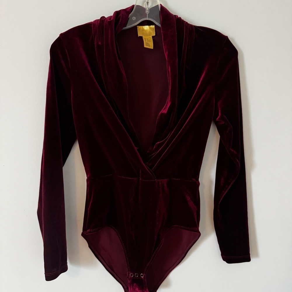 H&M Velvet Plunge Bodysuit Deep Burgundy Wine Long Sleeve Size 8 Holiday Luxe